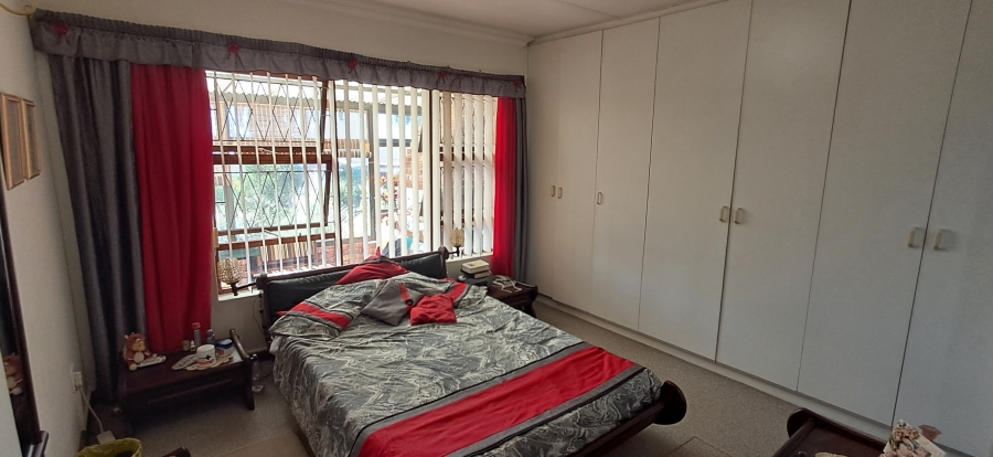 3 Bedroom Property for Sale in Wavecrest Eastern Cape